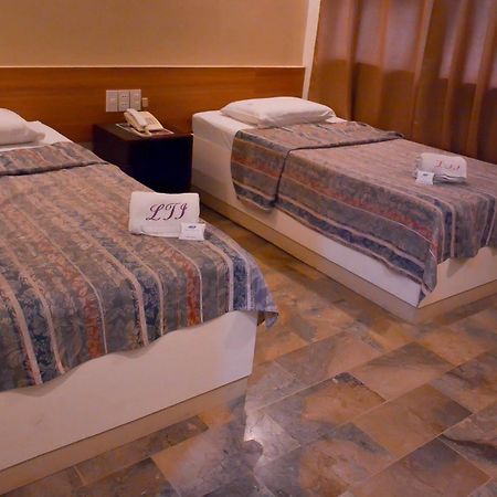 Legazpi Tourist Inn Eksteriør bilde